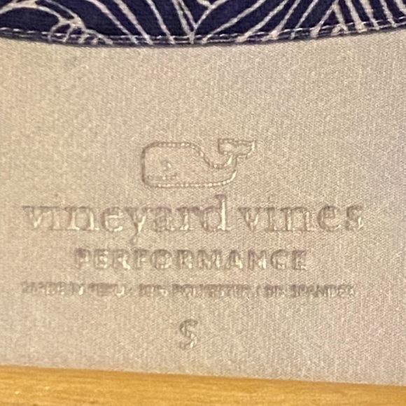 Vineyard Vines Performance womens size Small - Picture 3 of 5